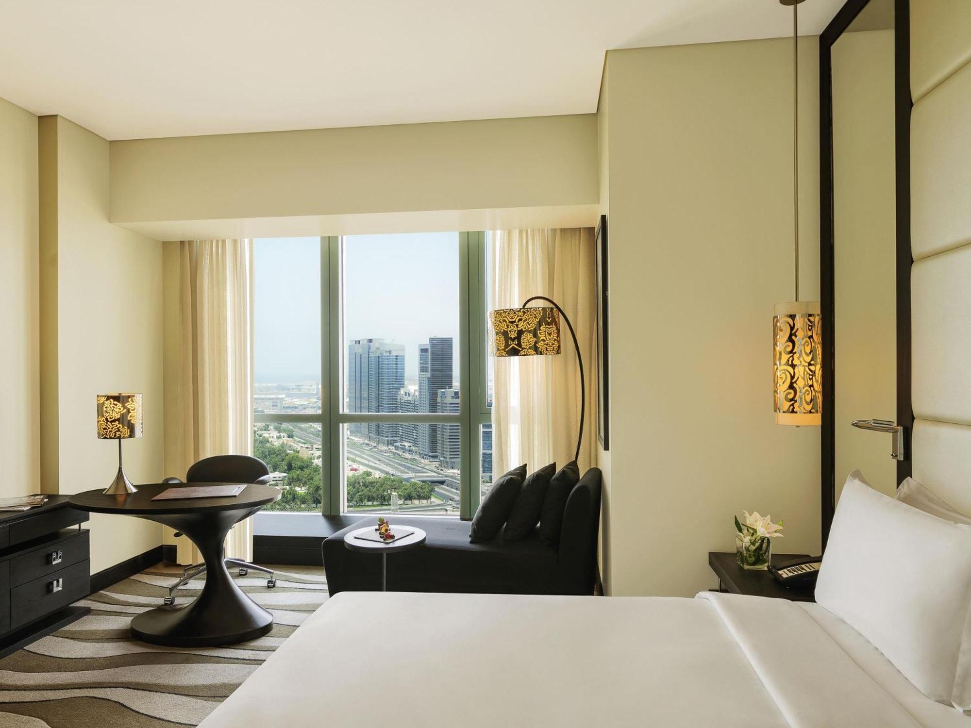 Hotel Sofitel Abu Dhabi Corniche Esterno foto