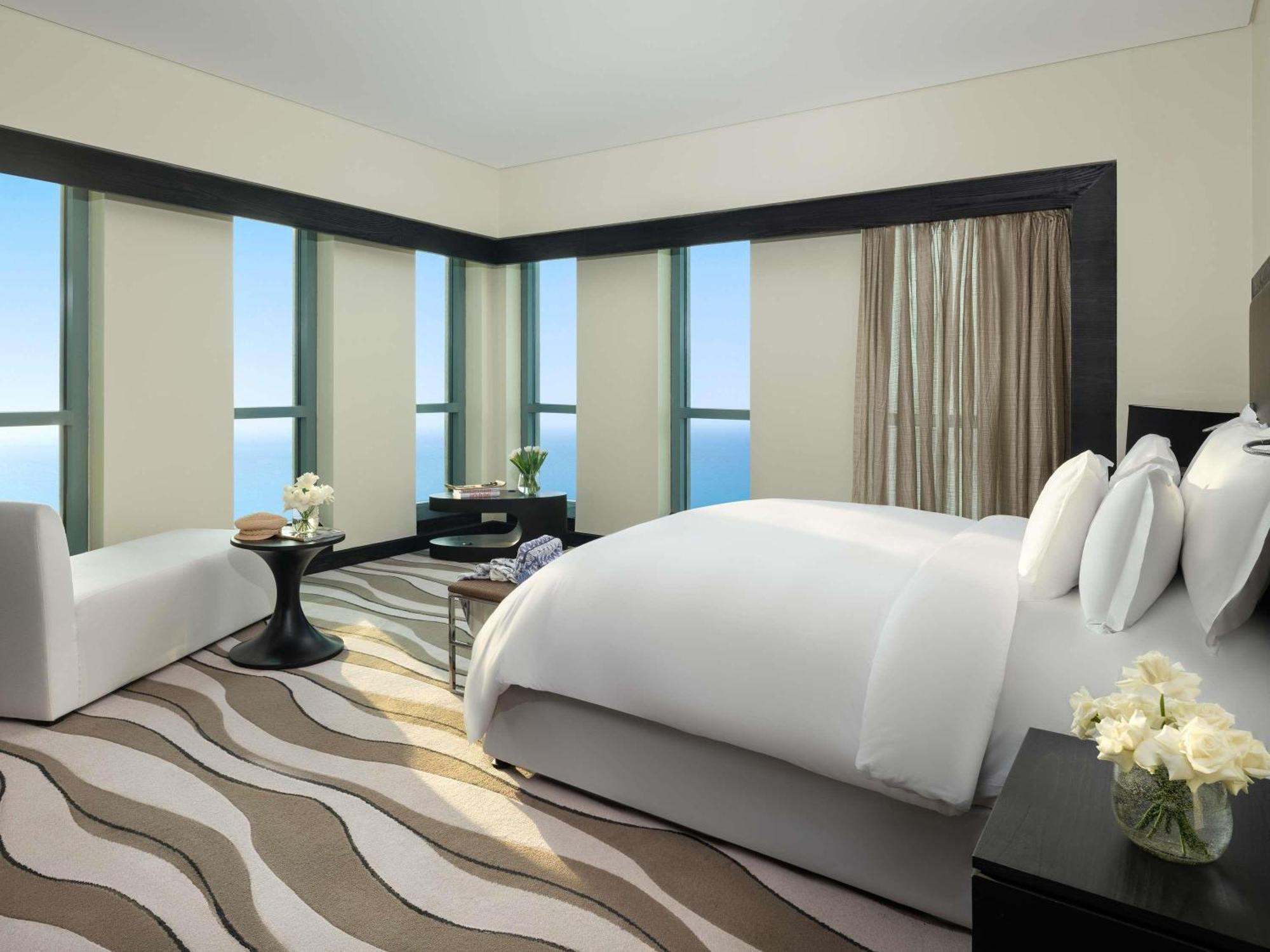 Hotel Sofitel Abu Dhabi Corniche Esterno foto