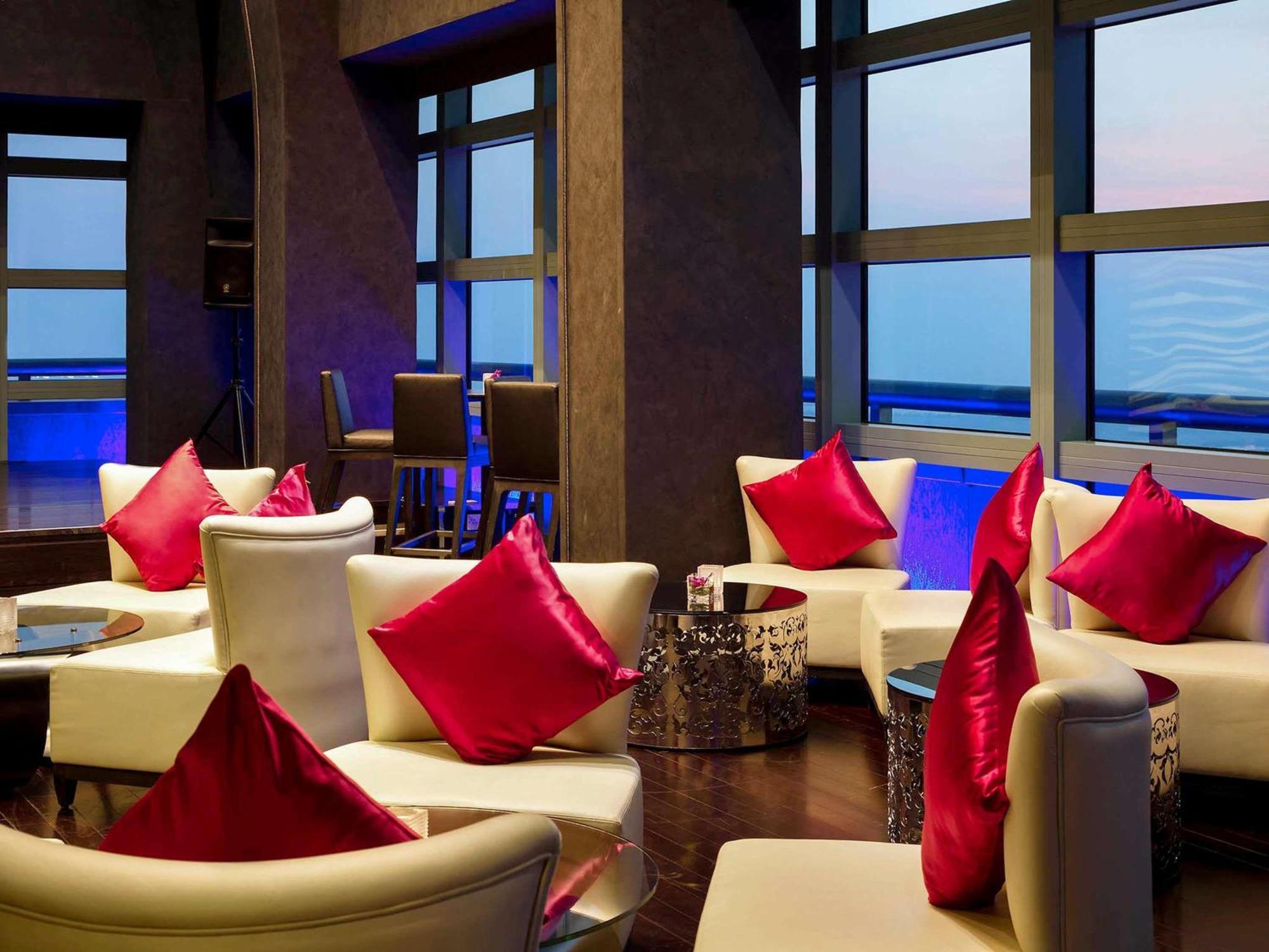 Hotel Sofitel Abu Dhabi Corniche Esterno foto